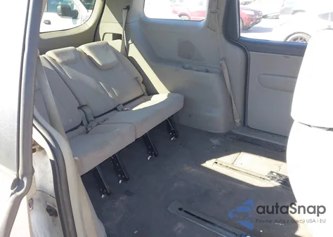 2016 Kia Sedona L z USA, uszkodzony, nr VIN KNDMA5C12G6181867